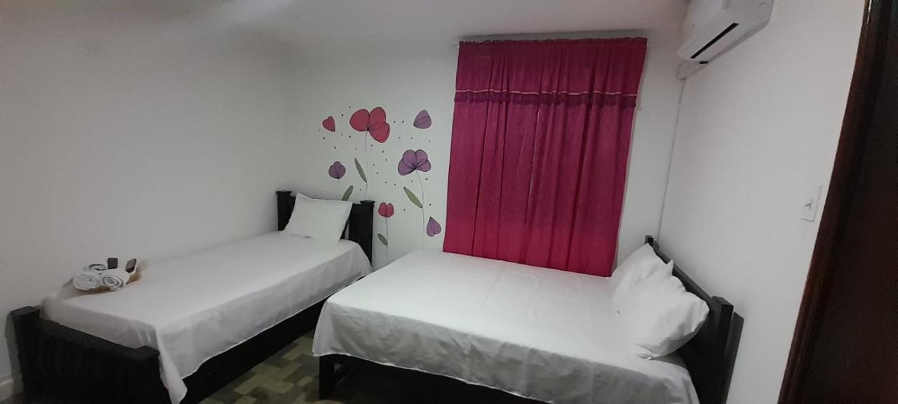 בארנקווילה Hotel Habibi מראה חיצוני תמונה