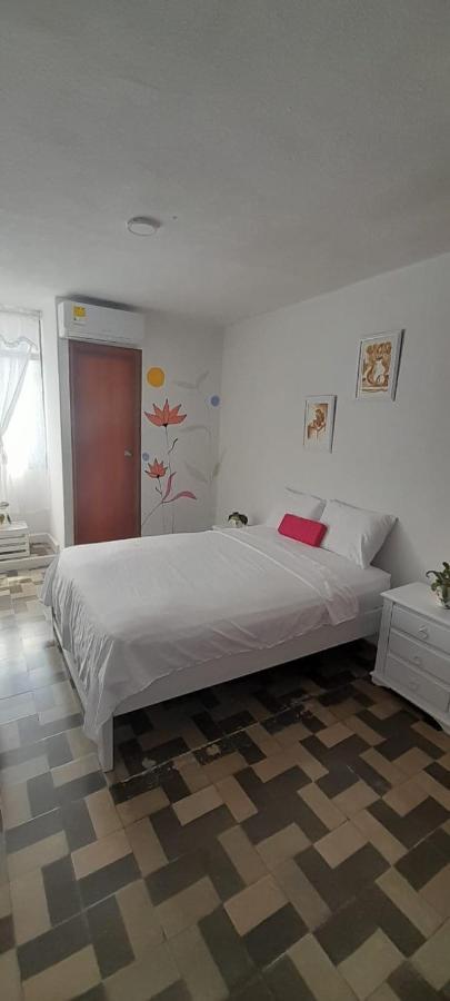 בארנקווילה Hotel Habibi מראה חיצוני תמונה