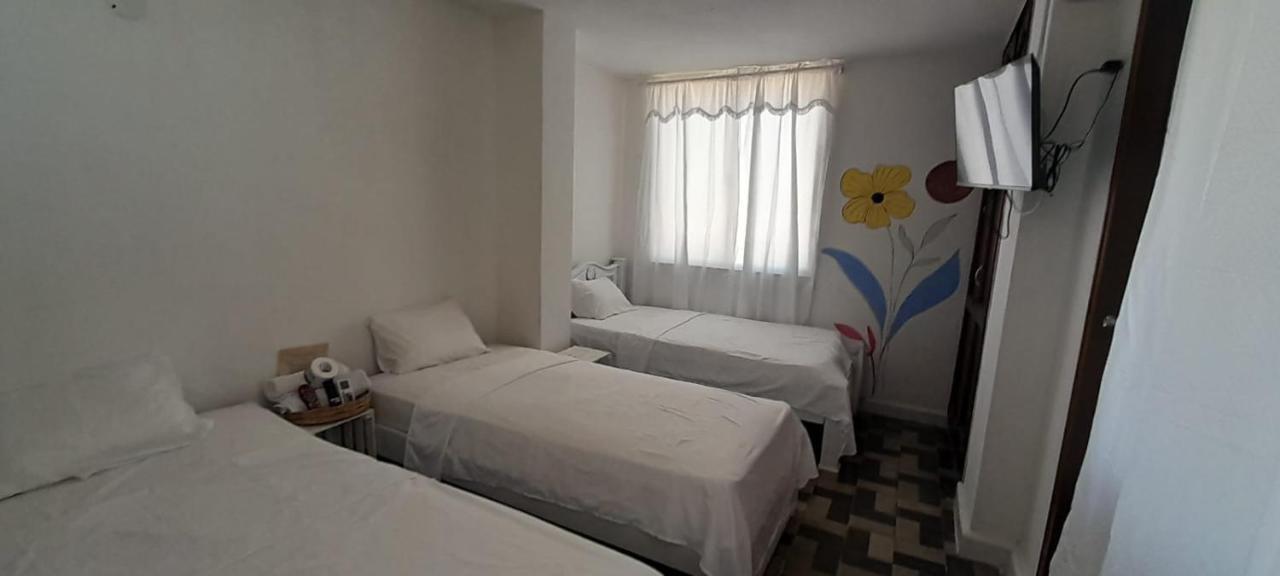 בארנקווילה Hotel Habibi מראה חיצוני תמונה