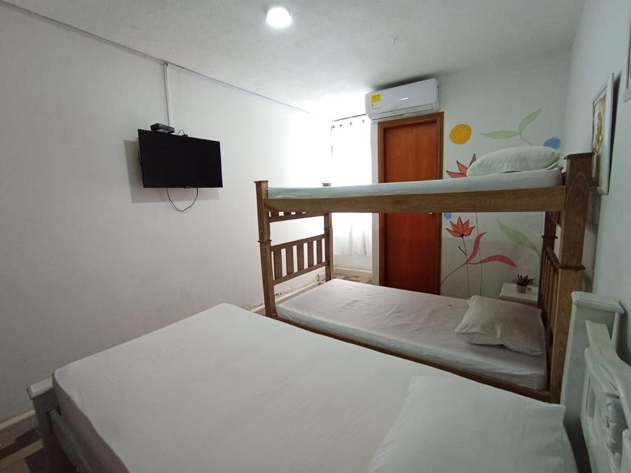 בארנקווילה Hotel Habibi מראה חיצוני תמונה